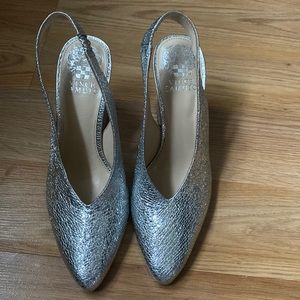 Silver sling back heels pump